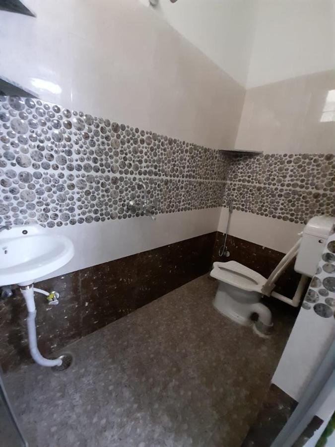 אודייפור Hill Paradise Home Stay מראה חיצוני תמונה