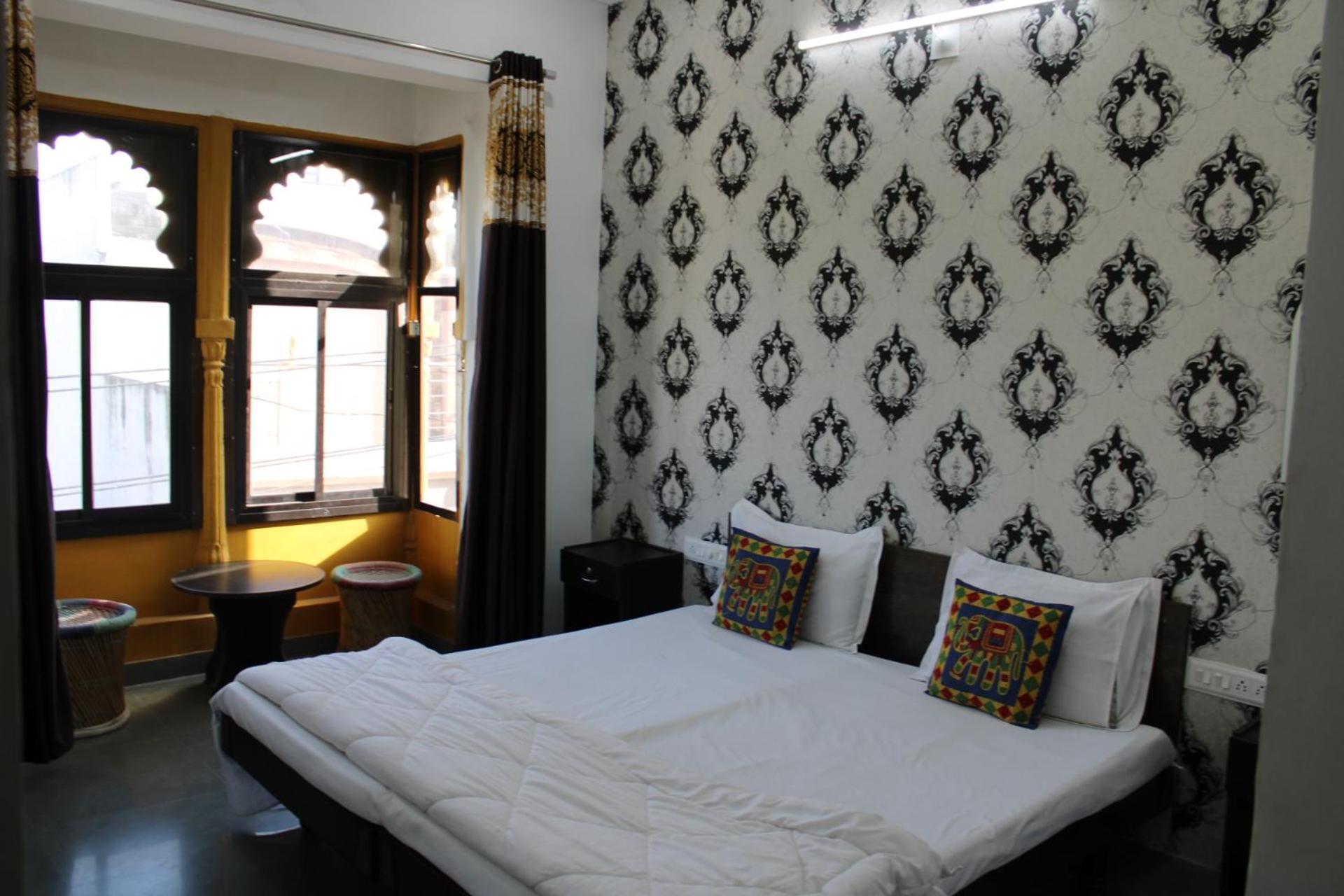 אודייפור Hill Paradise Home Stay מראה חיצוני תמונה